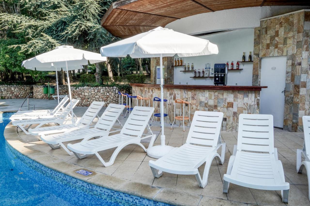 Vita Park Hotel & Aqua Park Αλμπένα Εξωτερικό φωτογραφία